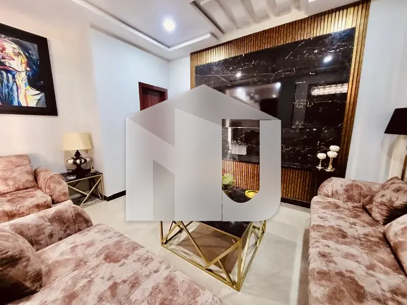 D-12 Islamabad 4 Marla House For Rent 3 Bed With Washroom Drawing Dining Tv Lounge 2 Kichen Mumty Parking No Gas Parking Fron T Open Basement Full Hall, photo 10