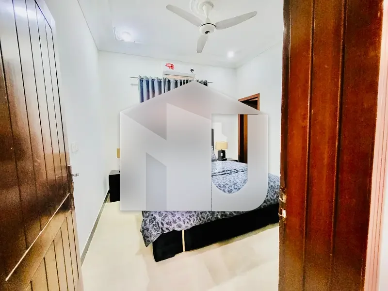D-12 Islamabad 4 Marla House For Rent 3 Bed With Washroom Drawing Dining Tv Lounge 2 Kichen Mumty Parking No Gas Parking Fron T Open Basement Full Hall, photo 9