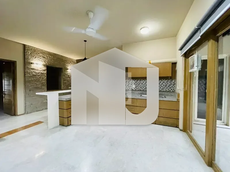 Luxury Well-Maintained Semi Furnished House for Rent F-7, photo 12