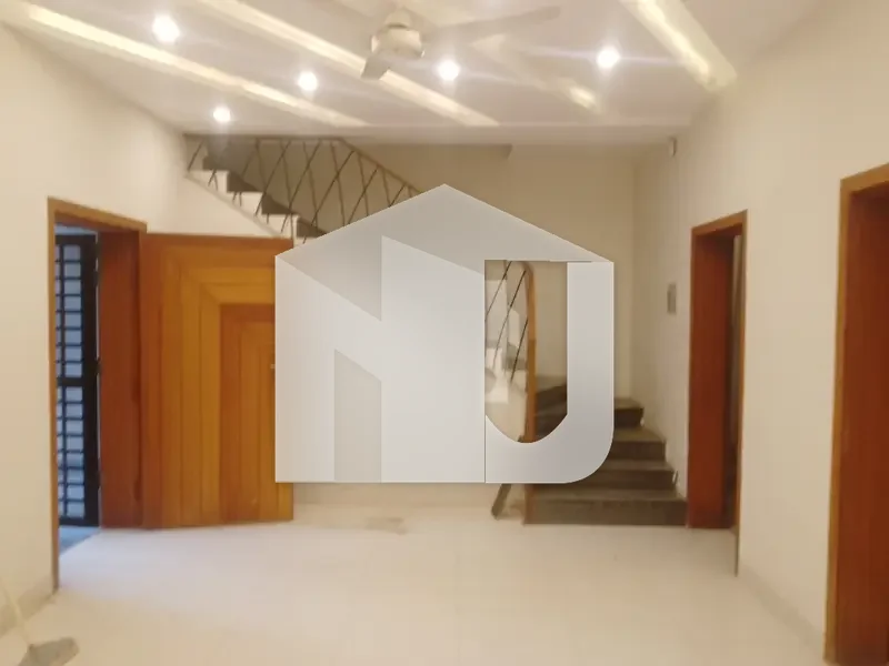 5 Marla Single Unit House For Rent, photo 8