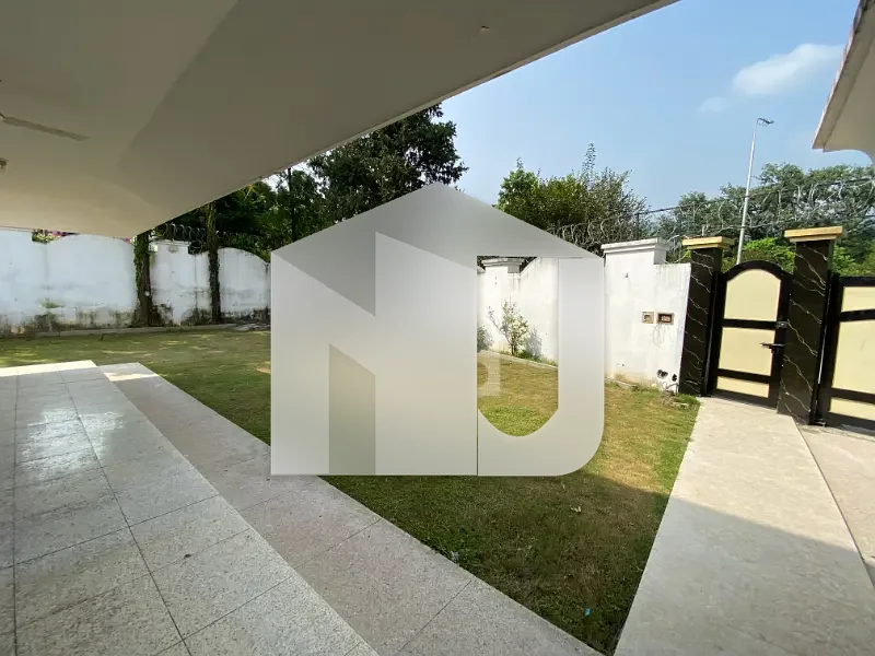 2.5 Kanal Corner House For Rent In E-7, Islamabad, photo 4