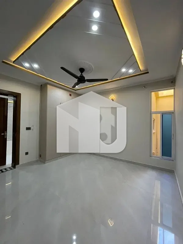 Brand New Double Storey House For Rent, photo 10