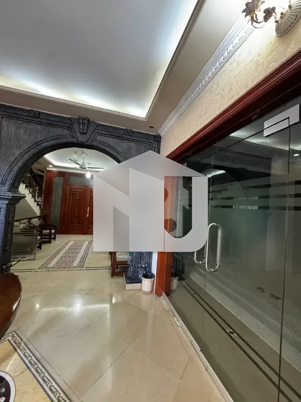 2 Kanal Triple Storey Fully Furnished House For Rent Prime Markaz Front Location, photo 6