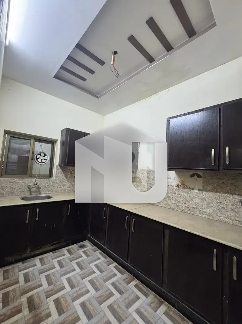 Beautiful 6 Marla Double Storey House, photo 4