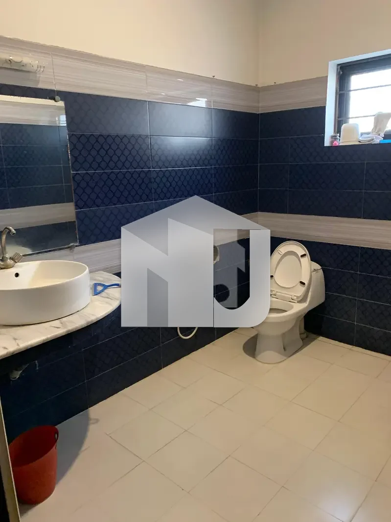 Independent 14 Marla 7+ Bed Full House For Rent, photo 5