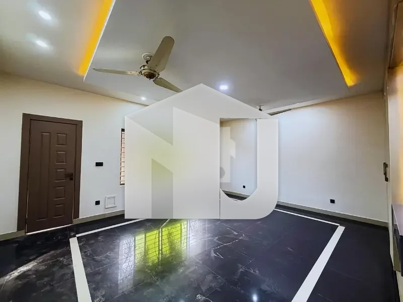 10 Bedroom Corner Luxury House In DHA Phase 2 Islamabad, photo 16