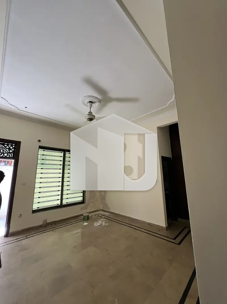 Beautiful 10 Marla Double Storey House For Rent In Pakistan Town Phase 2, photo 13