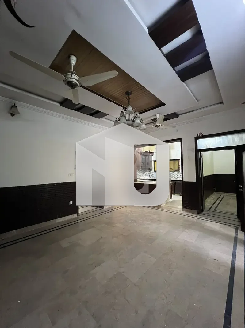 Beautiful 10 Marla Double Storey House For Rent In Pakistan Town Phase 2, photo 2