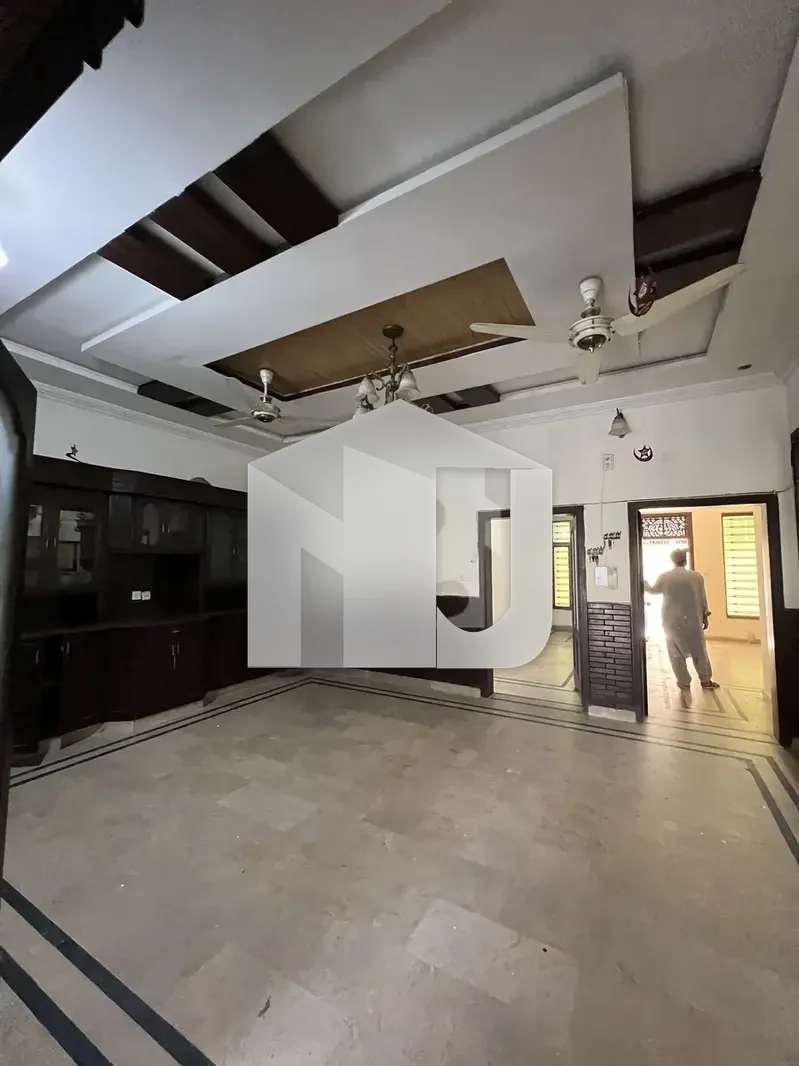 Beautiful 10 Marla Double Storey House For Rent In Pakistan Town Phase 2, photo 6