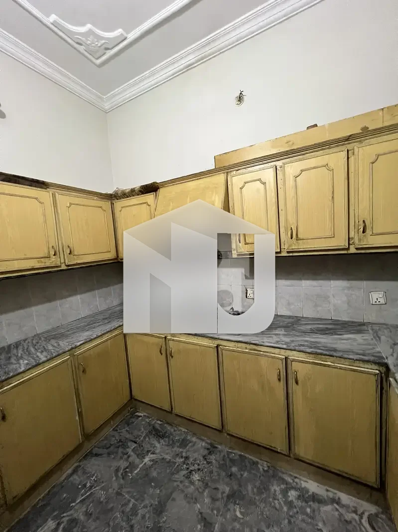 Beautiful 5 Marla Double Storey House For Rent In Pakistan Town Phase 1, photo 12