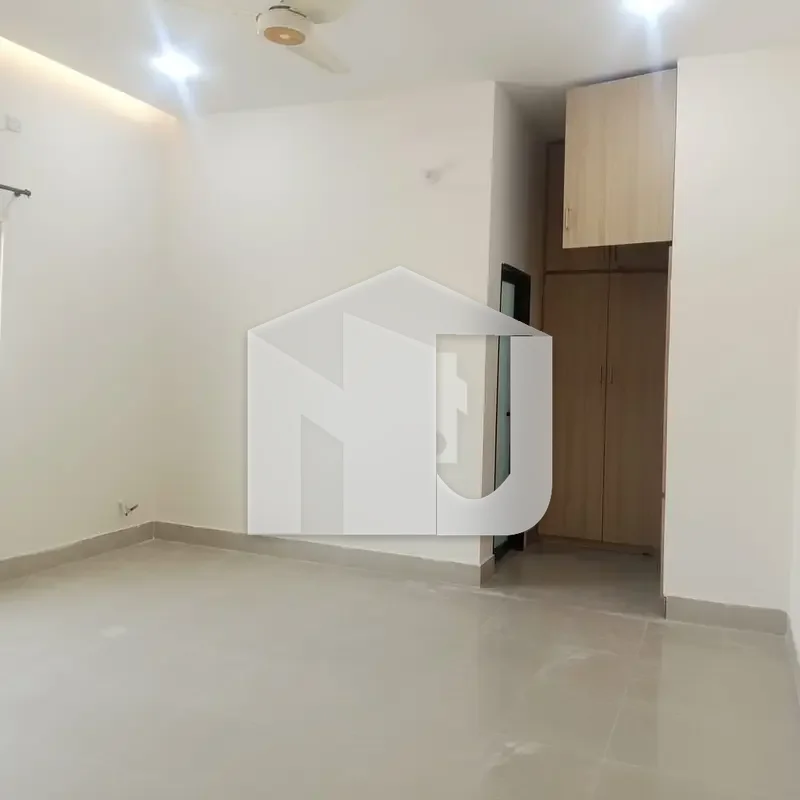 Beautiful 1 Kanal Double Storey House For Rent In National Police Foundation Block B, photo 6