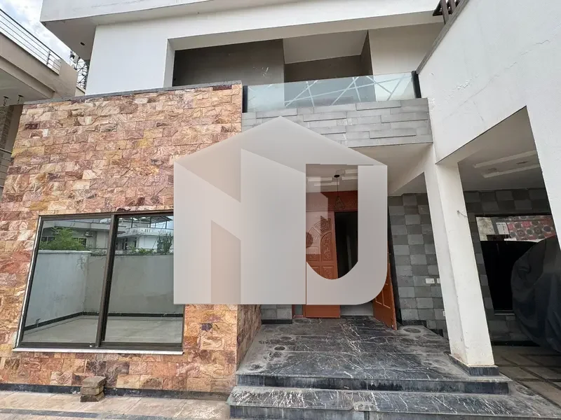Tilled Floor 1 Kanal Double Storey House Is Available On Rent For Commercial As Well As Residential Purpose, photo 10