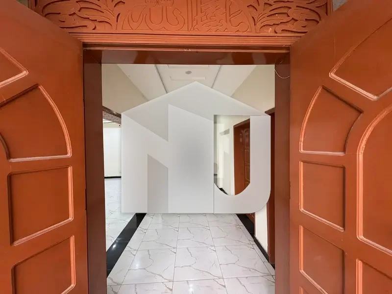 Tilled Floor 1 Kanal Double Storey House Is Available On Rent For Commercial As Well As Residential Purpose, photo 6