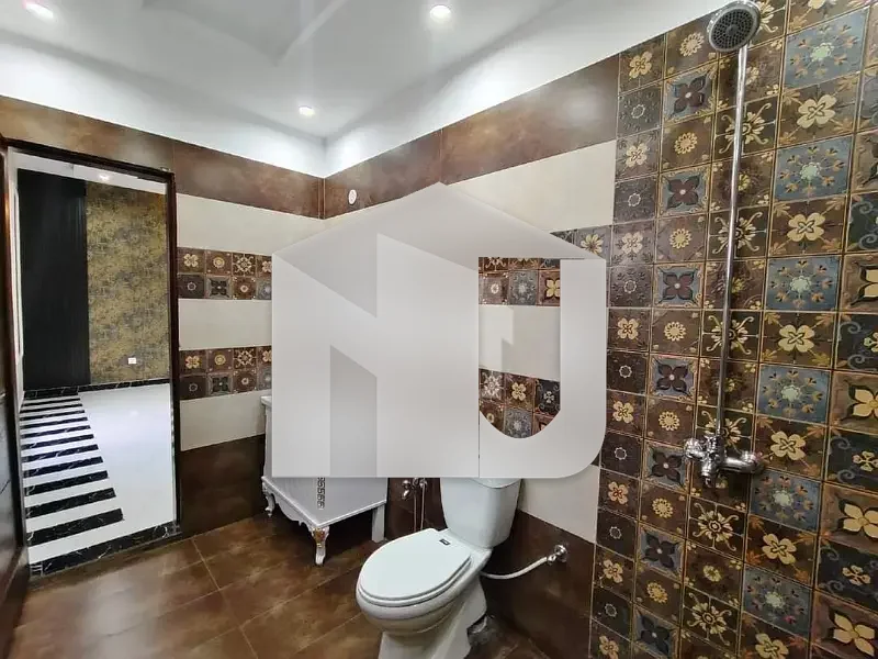 E11 10 Marla Full House For Rent, photo 29