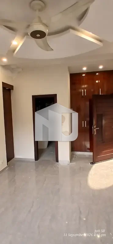 8 Marla House For Rent, photo 9