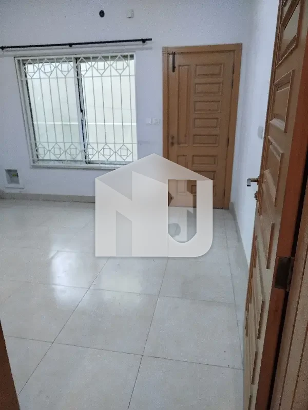 35x70 Full House For In G. 13 For Rent, photo 2