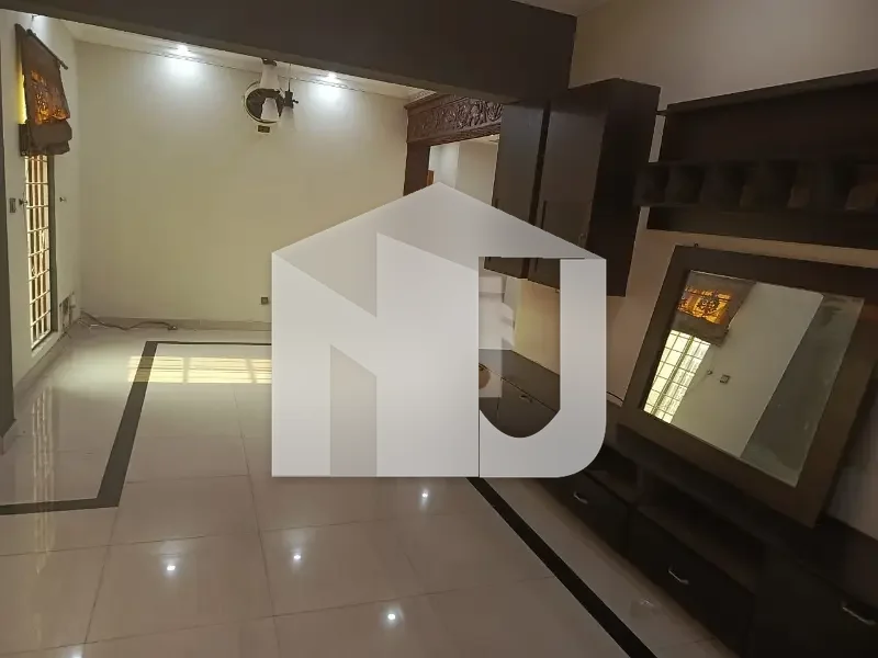 House Available For Rent In G-6, photo 2