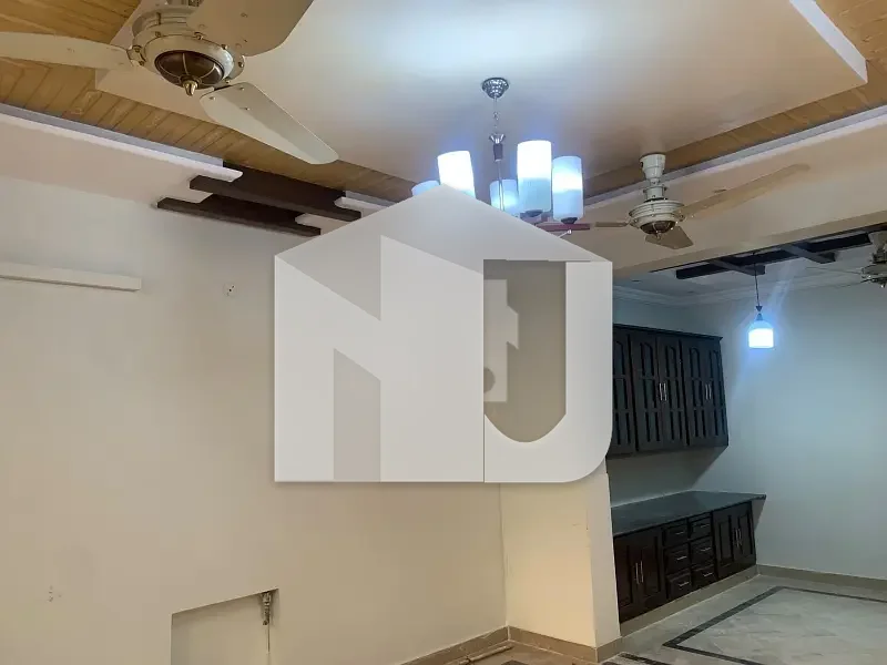 House For rent In Beautiful I-8, photo 3