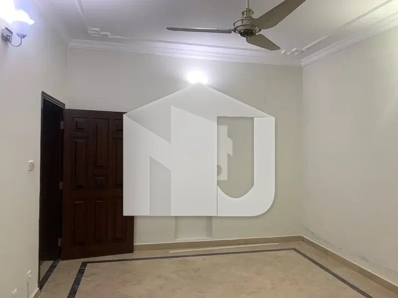 House For rent In Beautiful I-8, photo 4