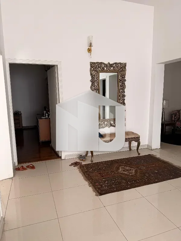 Like a brand New House For Rent on prime location  Having 05 Bedrooms 8 bathroom, photo 23
