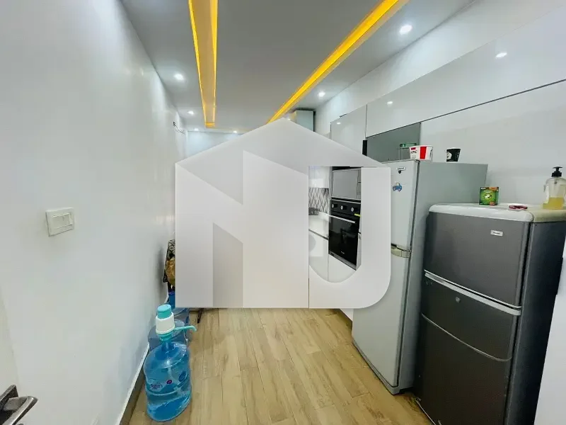 Like a brand New House For Rent on prime location  Having 05 Bedrooms 8 bathroom, photo 13