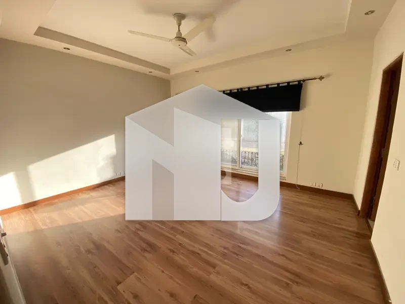 Brand New Luxurious House For Rent On Most Prime Location, photo 7