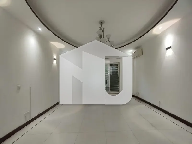 F-7, 5 Bedrooms House For Rent, photo 2