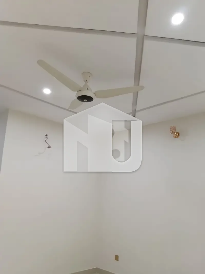 8 Marla Double Storey House Available For Rent, photo 2