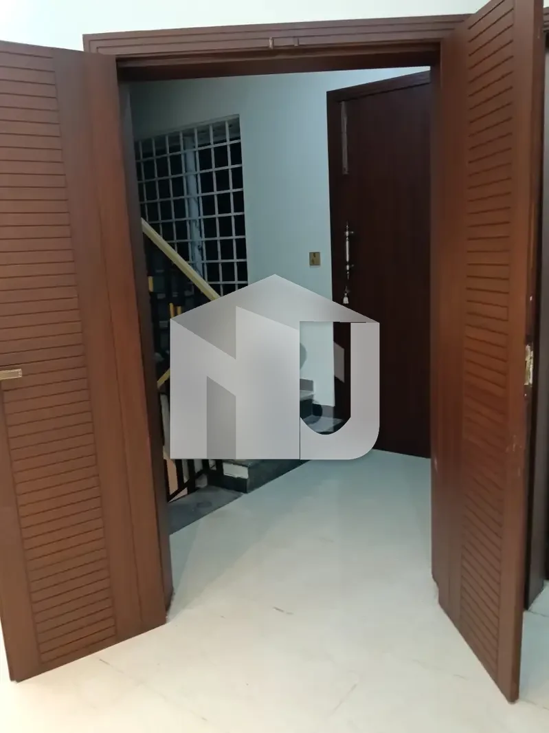 8 Marla Double Storey House Available For Rent, photo 9