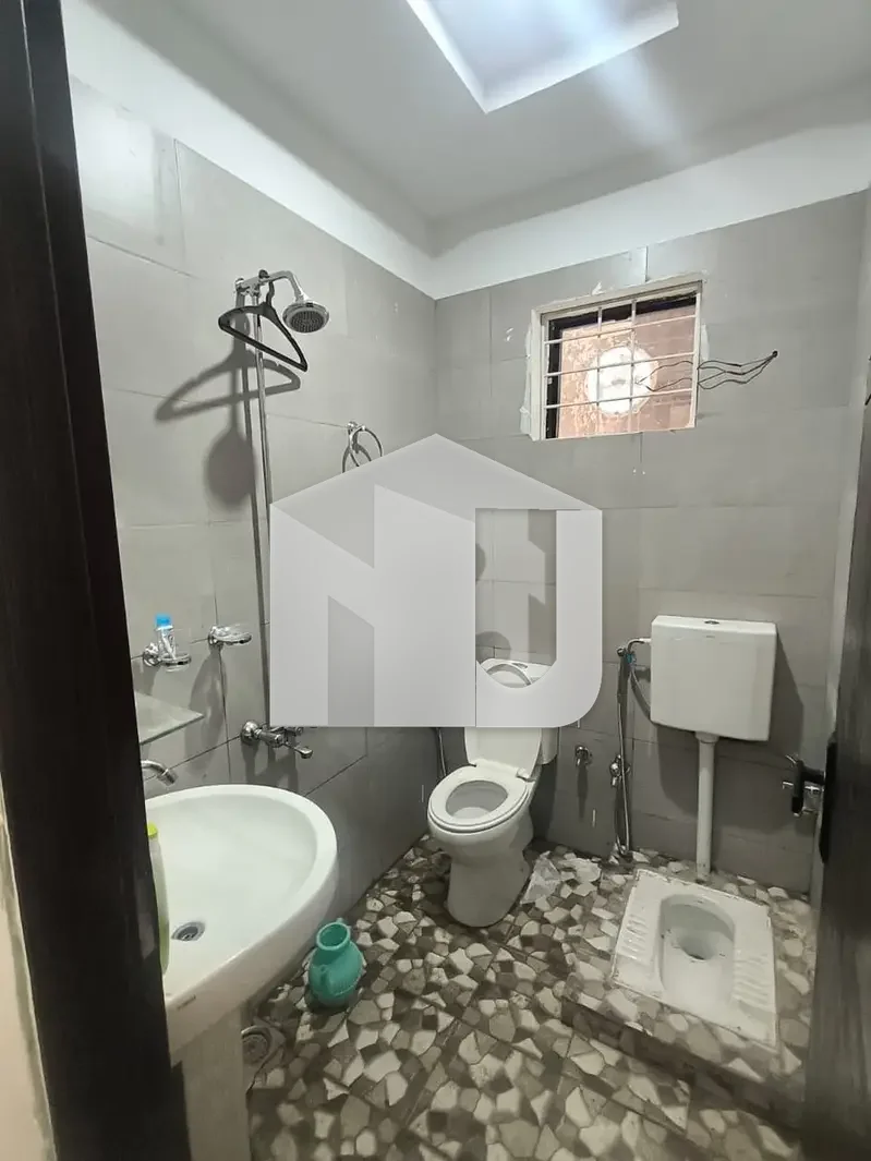 5 Marla House For Rent, photo 4