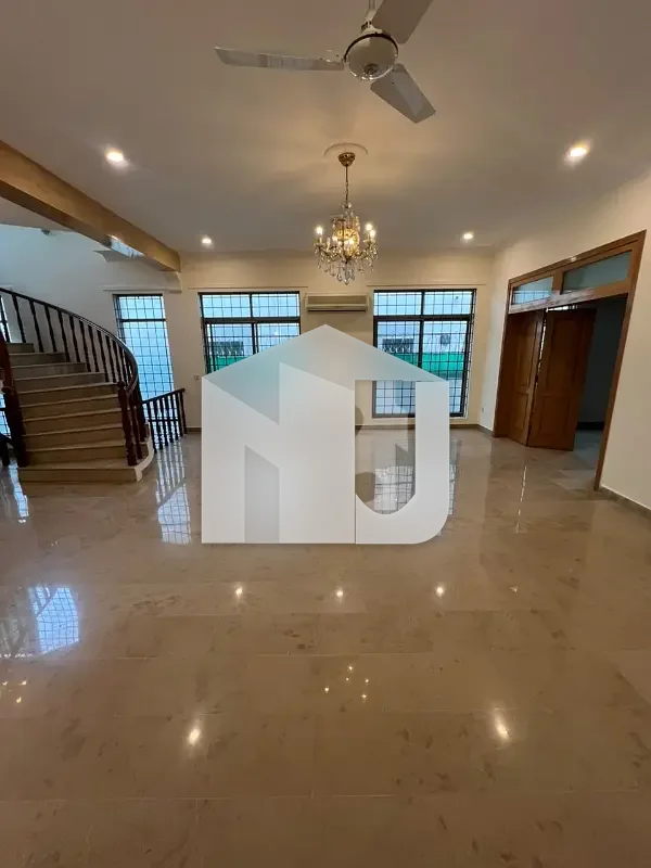 F-8 Beautiful House For Rent, photo 5