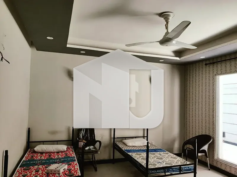 E-11/3 MPCHS 1 Kanal Triple Story House For Rent, photo 17