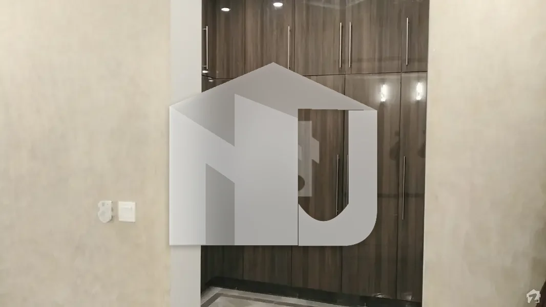 A Beautiful Well Designed House Is Available For Rent, photo 7