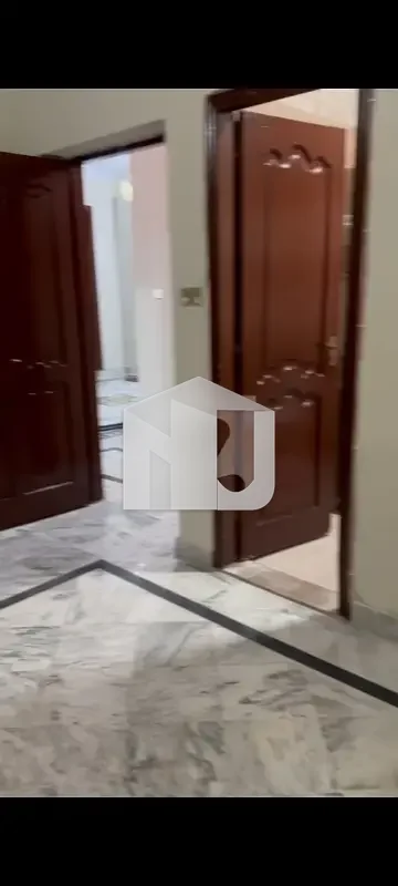 G10FULL HOUSE FOR RENT PRIME LOCTION, photo 2