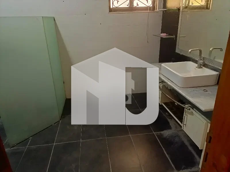 Investors Should Rent This House Located Ideally In I-8, photo 30