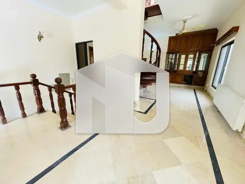 Beautiful House Available For Rent On Prime Location, photo 19