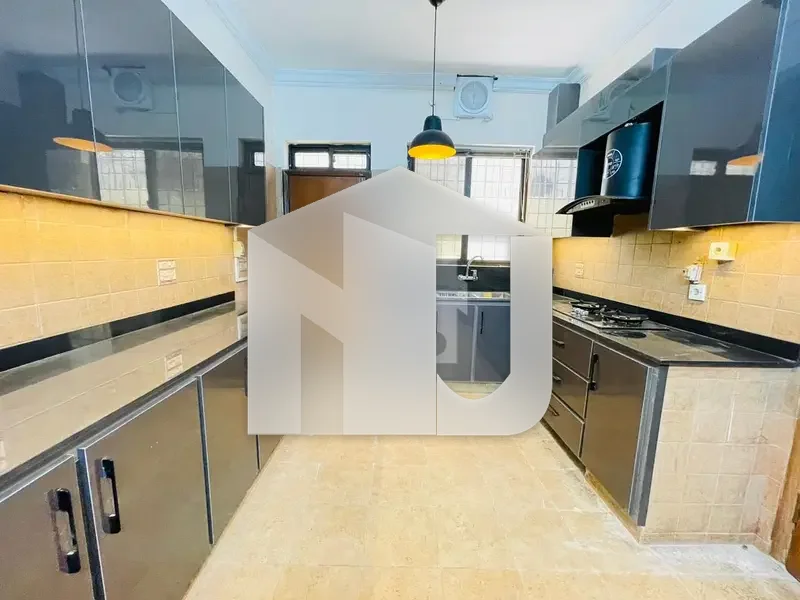 Beautiful House Available For Rent On Prime Location, photo 6