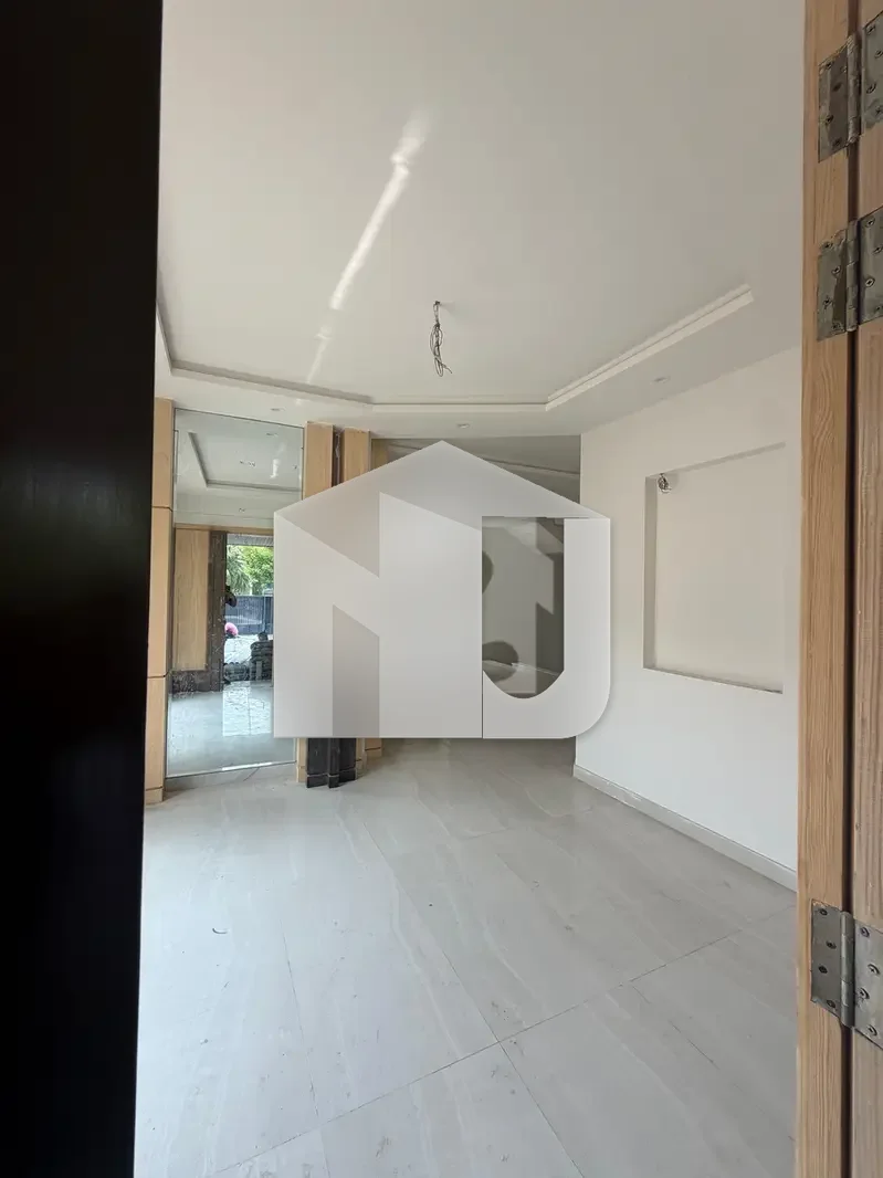 F-8 Beautiful Brand New House For Rent, photo 7