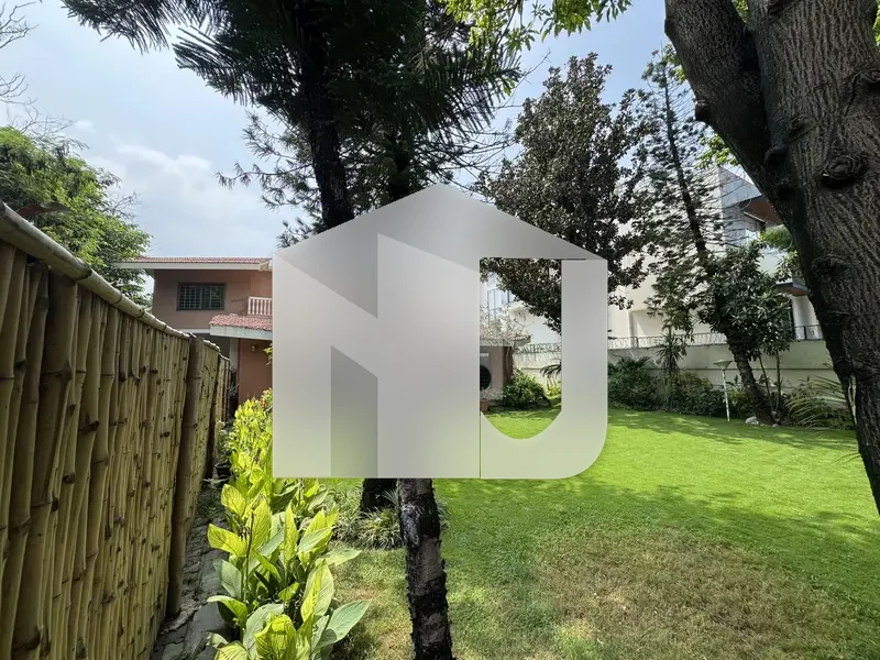 E-7 Beautiful House Semi Furnished For Rent
