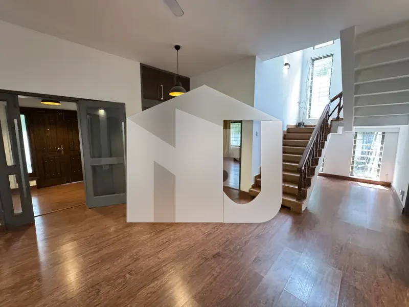 E-7 Beautiful House Semi Furnished For Rent, photo 6