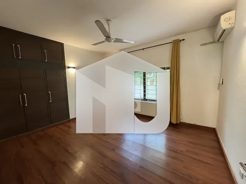 E-7 Beautiful Semi Furnished House, photo 8