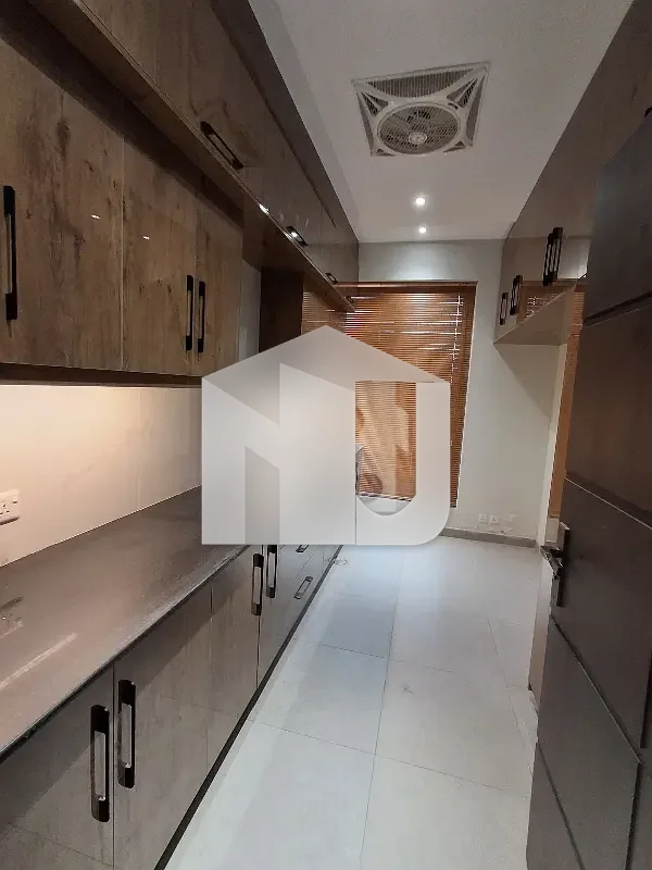1 Kanal House For Rent | 7 Beds | 15 KW Solar, photo 14