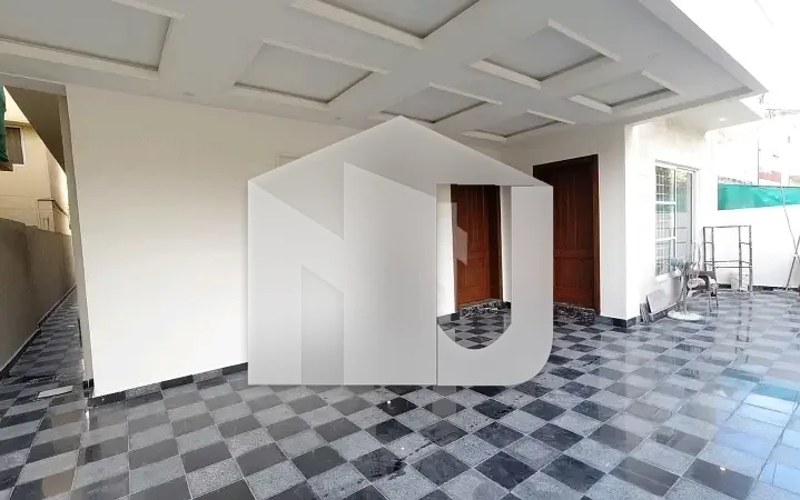 New House Is Available For Rent In I-8, photo 4