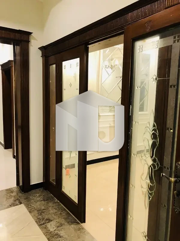 E11/4 1 Kanal Full House 9 Bedroom, photo 13