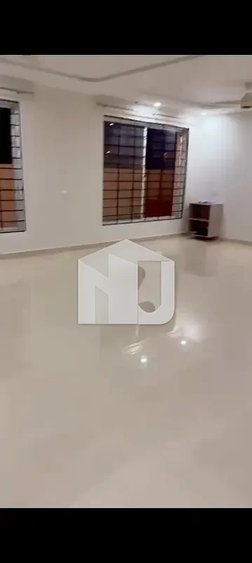 DHA-1 Sector A Kanal House For Rent, photo 5
