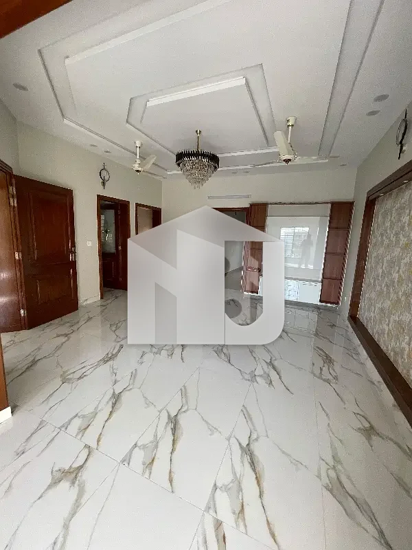 7 Marla Brand New Full House Available For Rent In G-13 Islamabad, photo 9