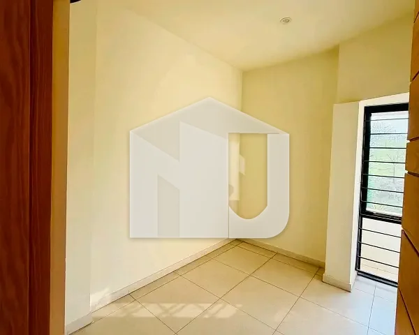 D-12 House Sized 10 Marla For rent, photo 7