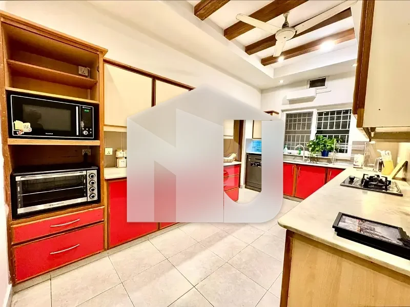 F-8 Fully Furnished House For Rent, photo 13
