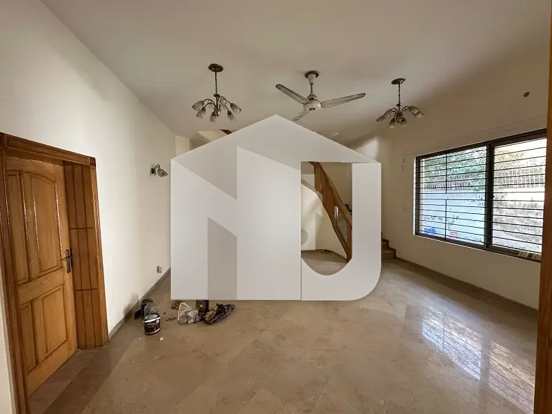House Sized 535 Square Yards Is Available For rent In F-6, photo 5
