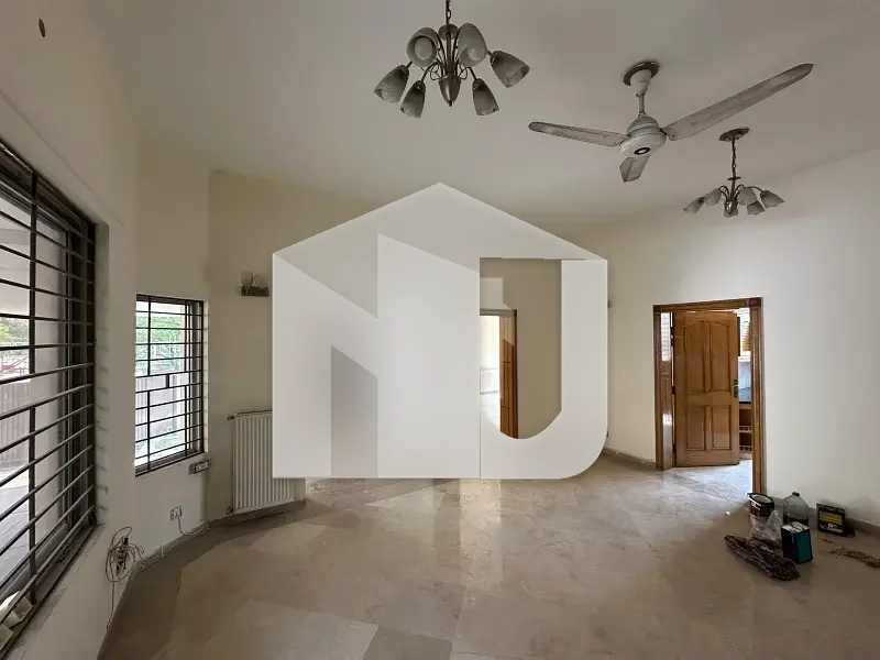 House Sized 535 Square Yards Is Available For rent In F-6, photo 10